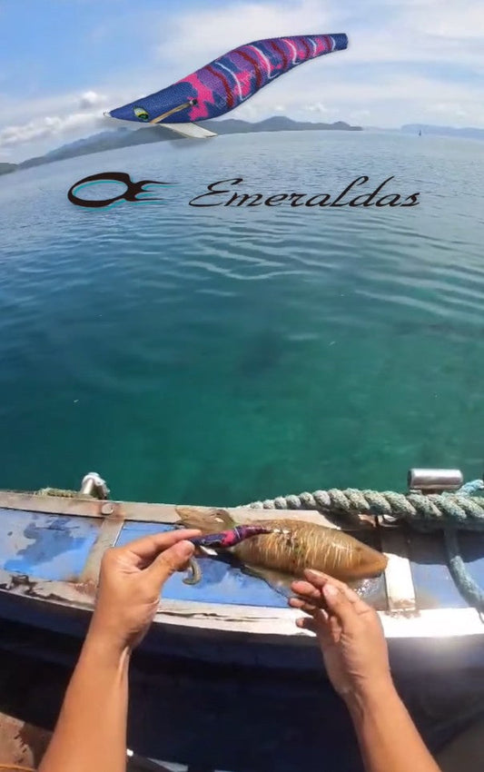 Pagmasdan sa video kung paano hulihin ni Sir Aijo Okamura ang pusit sa pamamagitan nang emeraldas squid jig. - Ryoshi Pro Outiftters