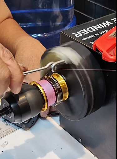 Morning grind!!! Spooling 18 legalis 1000S XH with ProHunter Super Slim 6lbs braid line. - Ryoshi Pro Outfitters
