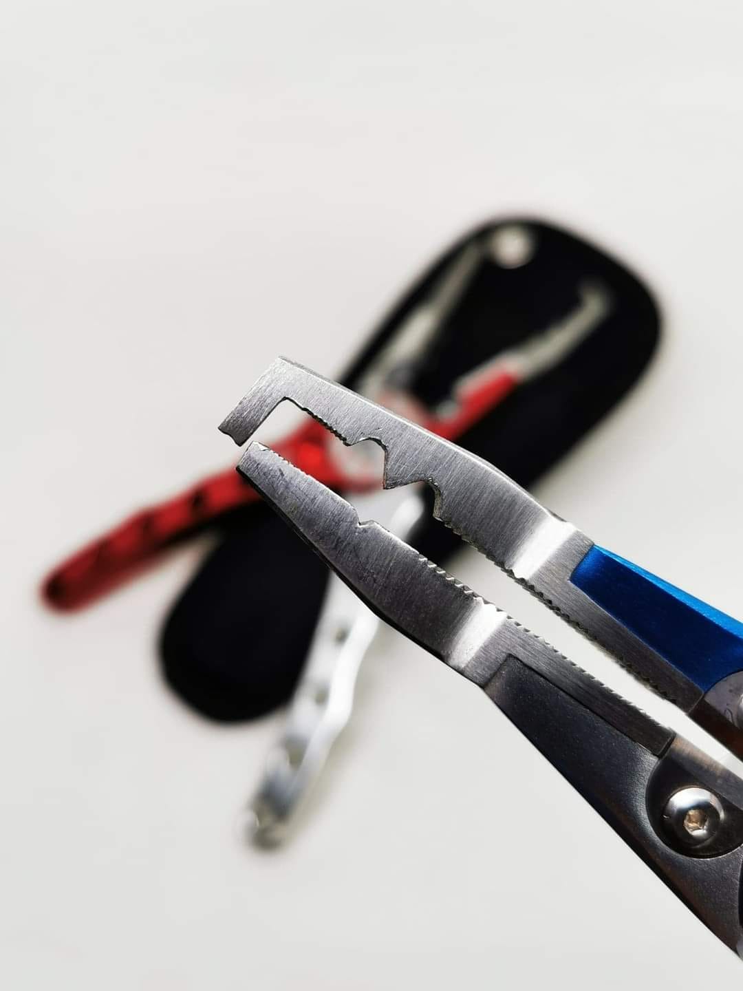 AOF Aluminum Heavy Duty Split Ring Pliers 8"